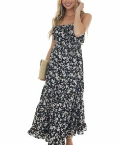 Davi & Dani Dresses Black And Blush Floral Sleeveless Maxi Dress