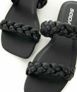 FORTUNE DYNAMIC Black Braided Strap Square Toe Flat Sandals Shoes