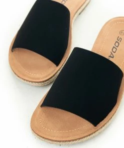 FORTUNE DYNAMIC Shoes Black Faux Leather Solid Strap Flat Sandals