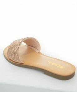 FORTUNE DYNAMIC Blush Rhinestone Toe Band Flat Sandals Shoes