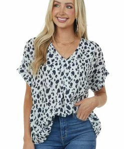 HESED Coconut And Black Animal Print Short Sleeve Blouse
