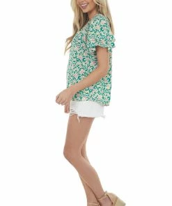 Hailey & Co Jade Floral Print V Neck Flutter Sleeve Blouse