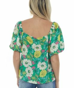 Flying Tomato Tops Jade Floral Short Puff Sleeve Woven Top