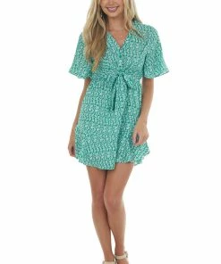 Very J Dresses Jade Printed Flutter Sleeve Button Dress