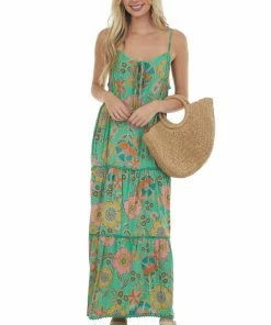 Nostalgia Kelly Green Floral Sleeveless Tiered Maxi Dress 14 Nostalgia Kelly Green Floral Sleeveless Tiered Maxi Dress
