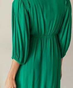 Umgee Kelly Green Notch Neck Dolman Sleeve Midi Dress