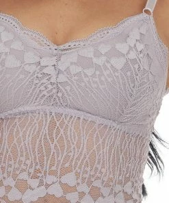Trend Notes Lavender Padded Sweetheart Neck Lace Bralette
