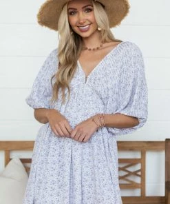 Entro Dresses Lavender Floral Pleated Puff Sleeve Dress