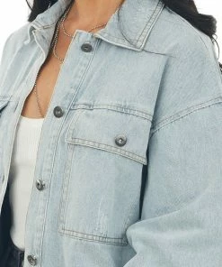 Entro Light Wash Frayed Hem Long Sleeve Denim Jacket Outerwear