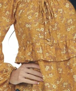 Peach Love Marigold Floral Print Bubble Sleeve Blouse 25 Peach Love Marigold Floral Print Bubble Sleeve Blouse