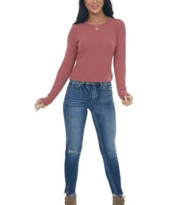 Charlotte Avery Dark Mauve Long Sleeve Textured Cropped Knit Top 21 Charlotte Avery Dark Mauve Long Sleeve Textured Cropped Knit Top