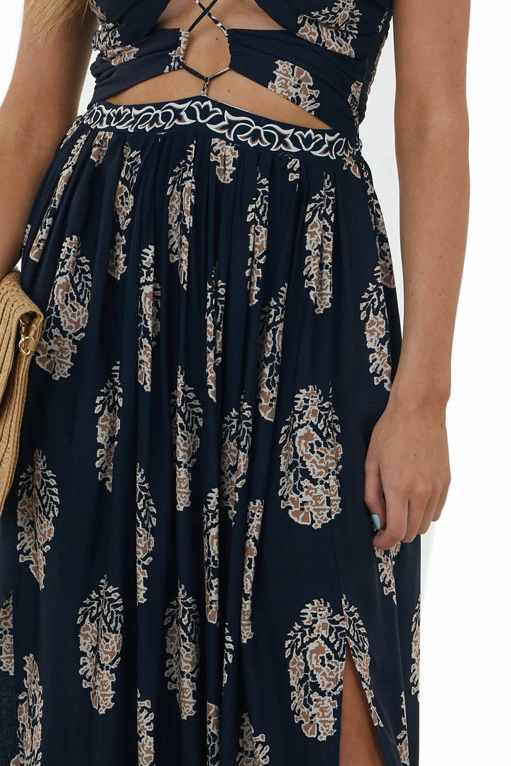 Miss Avenue Dresses Navy Printed Strappy Cut Out Halter Maxi Dress 10 Miss Avenue Dresses Navy Printed Strappy Cut Out Halter Maxi Dress