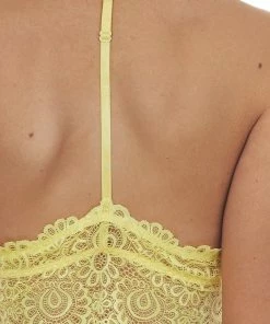 Listicle Sunshine Scalloped Lace Triangle Bralette