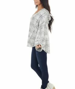 Peach Love Black And Ivory Long Loose Sleeve Knit Top With Hood