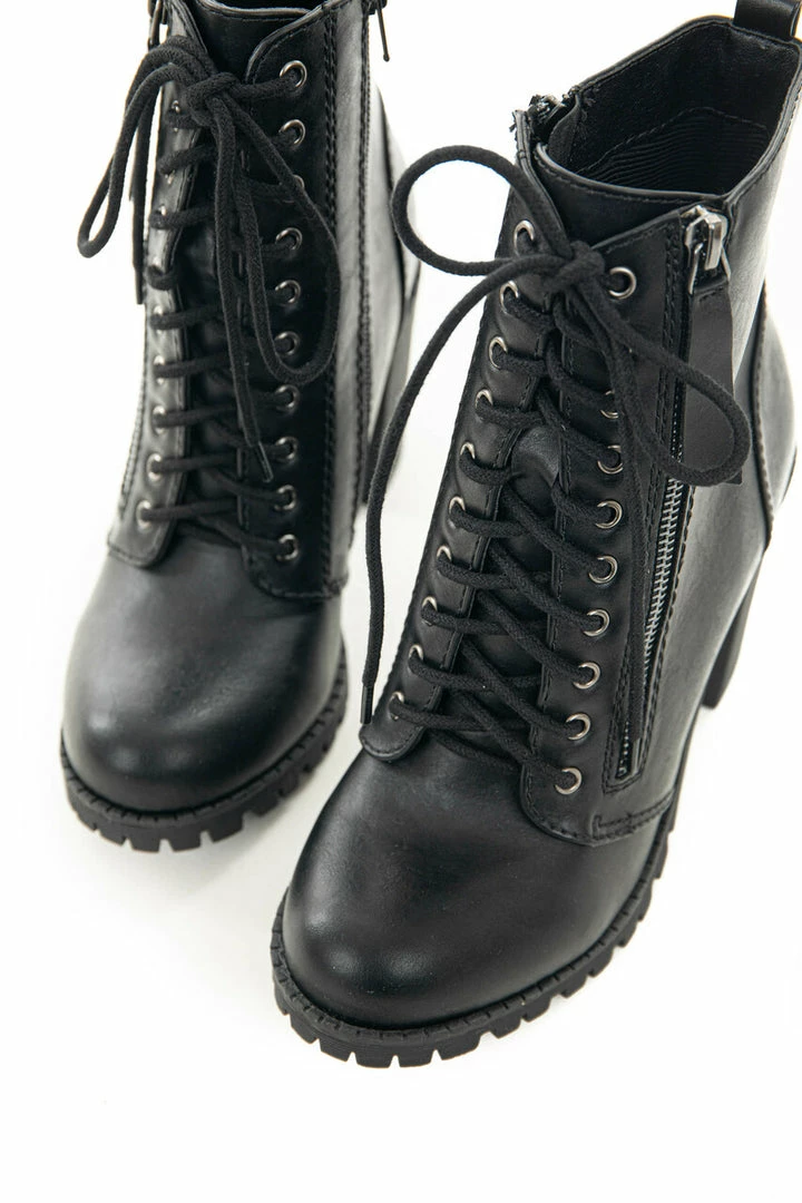 FORTUNE DYNAMIC Shoes Black Faux Leather Heeled Combat Booties 8 FORTUNE DYNAMIC Shoes Black Faux Leather Heeled Combat Booties