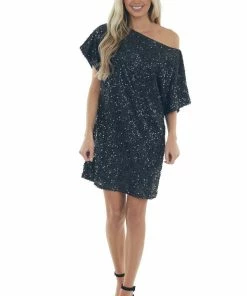 Vine & Love Black Sequined Short Flowy Sleeve Shift Dress