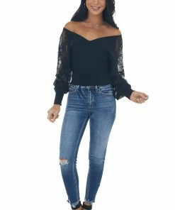 Peach Love Tops Black V Neck Lace Long Sleeve Knit Top