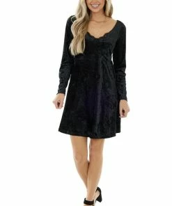 Umgee Dresses Black Velvet V Neck Lace Trim Short Dress 19 Umgee Dresses Black Velvet V Neck Lace Trim Short Dress