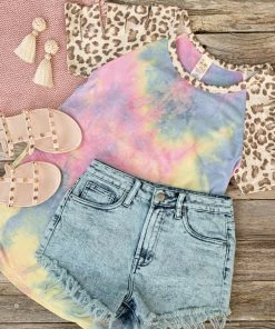 American Bazi Blue Acid Wash Denim Shorts With Distressed Hem 11 American Bazi Blue Acid Wash Denim Shorts With Distressed Hem