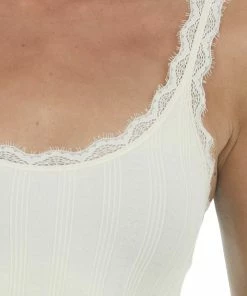 DYNAMIC Champagne Textured Eyelash Lace Cropped Tank Tops