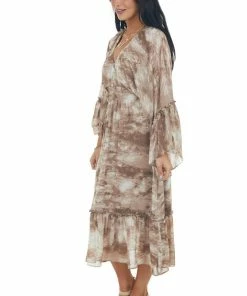 HYFVE Dresses Cocoa Tie Dye Flowy Sleeve Midi Dress 11 HYFVE Dresses Cocoa Tie Dye Flowy Sleeve Midi Dress