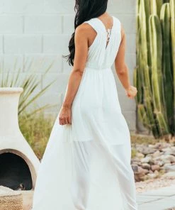 Wishlist Cream Plunging V Neck Sleeveless Woven Maxi Dress Dresses