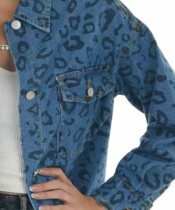 Davi & Dani Dark Wash Leopard Print Oversized Denim Jacket 25 Davi & Dani Dark Wash Leopard Print Oversized Denim Jacket
