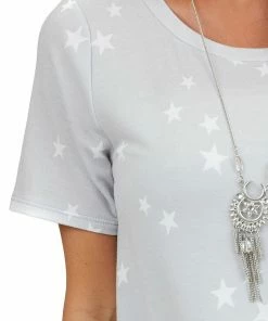 Gilli Dove Grey Star Print Short Sleeve Round Neck Knit Top Tops