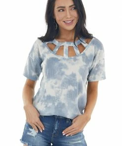 BiBi Dusty Blue Tie Dye Short Sleeve Knit Top With Caged Neckline