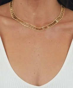 Accessories House Gold Geometric Patterned Flat Necklace