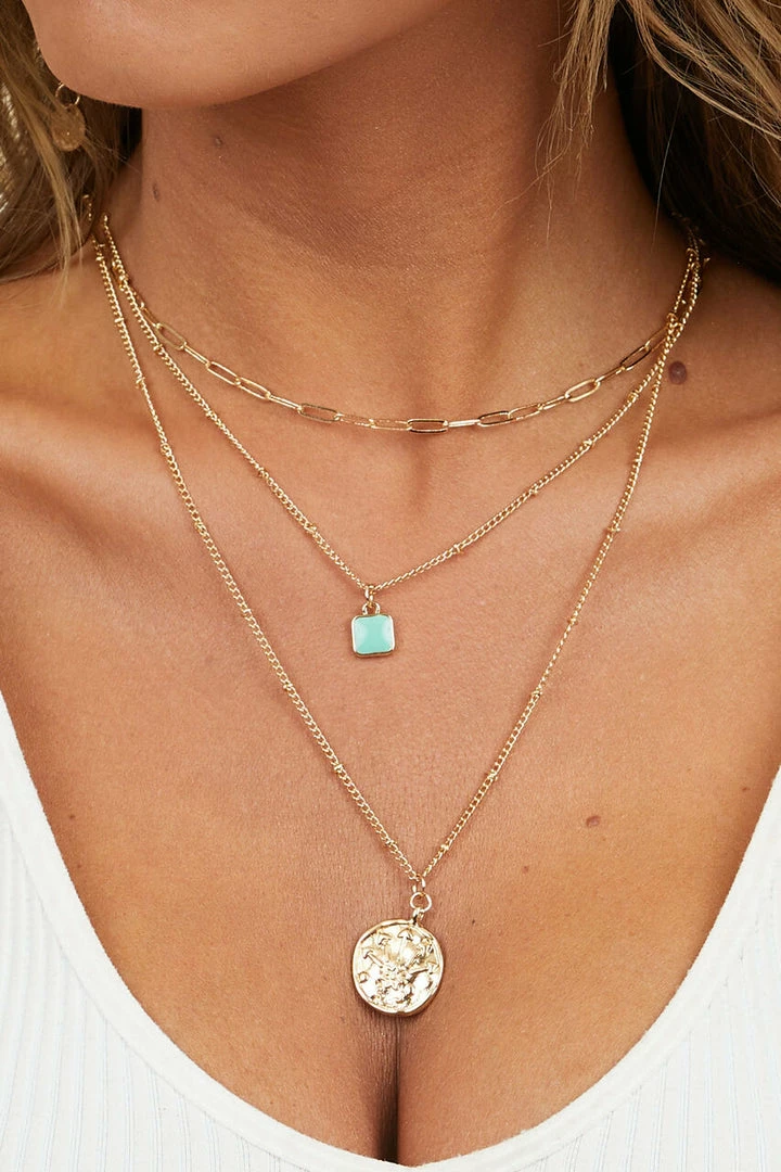 WALL TO WALL Gold Layered Necklace With Coin And Turquoise Pendant Detail 4 WALL TO WALL Gold Layered Necklace With Coin And Turquoise Pendant Detail