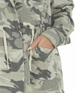 Doe & Rae Sage Camo Print Utility Jacket With Pockets