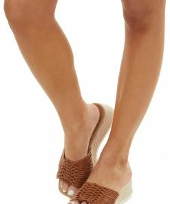 FORTUNE DYNAMIC Shoes Spice Square Toe Espadrille Wedge Sandal