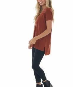 ANGIE Rust Oversized V Neck Short Sleeve Top