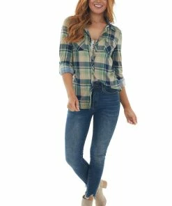 Fashion Cargo Tops Pistachio And Navy Plaid Top With Chest Pocket