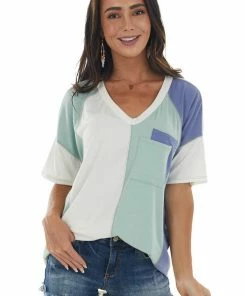 Vanilla Bay Sage And Blue Colorblock Double Pocket Tee