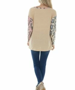 BiBi Heathered Taupe Leopard Top With Chest Pocket
