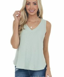 Heyson Sage Thermal Knit Tank Top With V Neckline Tops