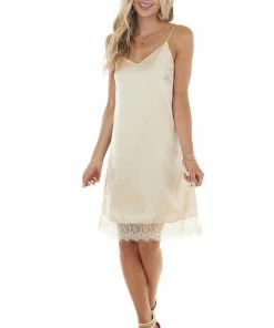Davi & Dani Dresses Peach Spaghetti Strap V Neck Slip Dress With Lace Detail 28 Davi & Dani Dresses Peach Spaghetti Strap V Neck Slip Dress With Lace Detail