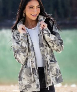 Doe & Rae Sage Camo Print Utility Jacket With Pockets