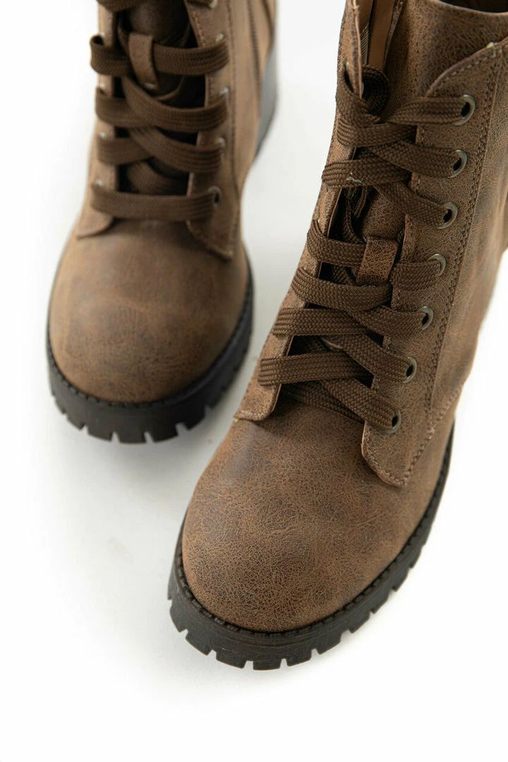 JP ORIGINAL CORP Shoes Warm Walnut Faux Leather Lace Up Combat Boots 11 JP ORIGINAL CORP Shoes Warm Walnut Faux Leather Lace Up Combat Boots
