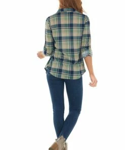 Fashion Cargo Tops Pistachio And Navy Plaid Top With Chest Pocket