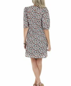 Staccato Peach Floral Print Surplice Dress With Short Sleeves 31 Staccato Peach Floral Print Surplice Dress With Short Sleeves