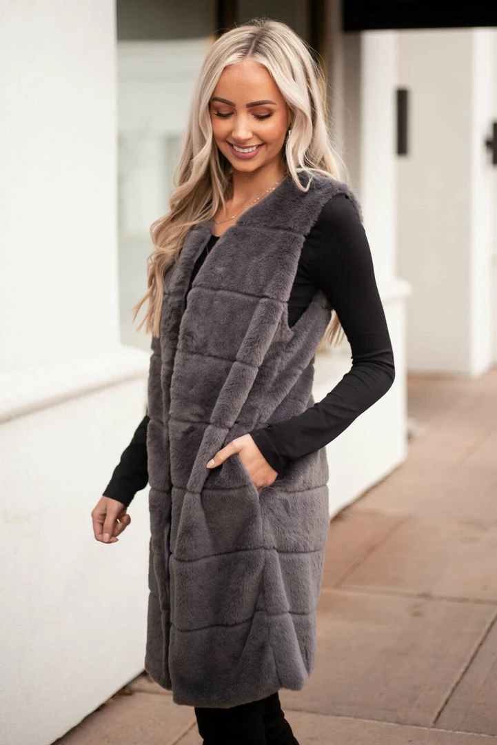 LE FEMME FASHION Graphite Tiered Faux Fur Duster Length Vest 13 LE FEMME FASHION Graphite Tiered Faux Fur Duster Length Vest