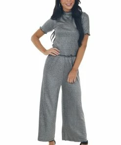 Nostalgia Black And Silver Stretchy Flowy Capri Pants