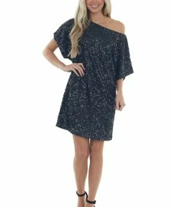 Vine & Love Black Sequined Short Flowy Sleeve Shift Dress