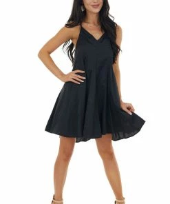 Entro Black Large Pleat Sleeveless Cami Dress With V Neck Dresses 28 Entro Black Large Pleat Sleeveless Cami Dress With V Neck Dresses