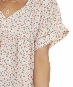 Ces Femme Tops Ivory Ditsy Floral Short Sleeve V Neck Top 27 Ces Femme Tops Ivory Ditsy Floral Short Sleeve V Neck Top