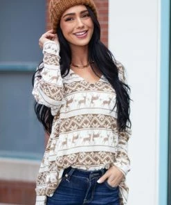 Lovely J Camel And Ivory Holiday Print Oversized Long Sleeve Top 37 Lovely J Camel And Ivory Holiday Print Oversized Long Sleeve Top