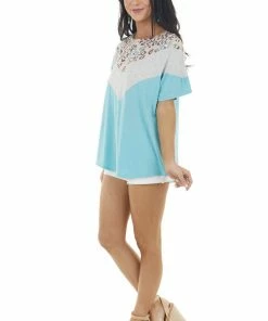 Lovely Melody Turquoise And Dove Chevron Pattern Short Sleeve Knit Top 32 Lovely Melody Turquoise And Dove Chevron Pattern Short Sleeve Knit Top